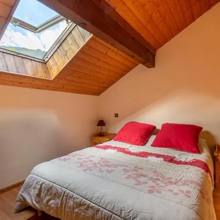 Les Balcons De St So A