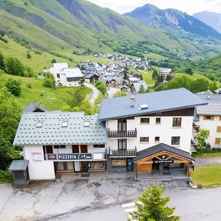 Les Balcons De St So A